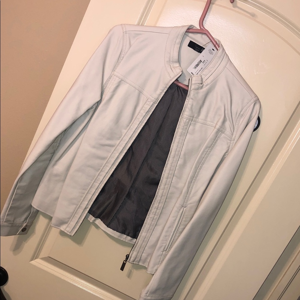 a.n.a Light Gray Faux Leather Zip Shirt Jacket